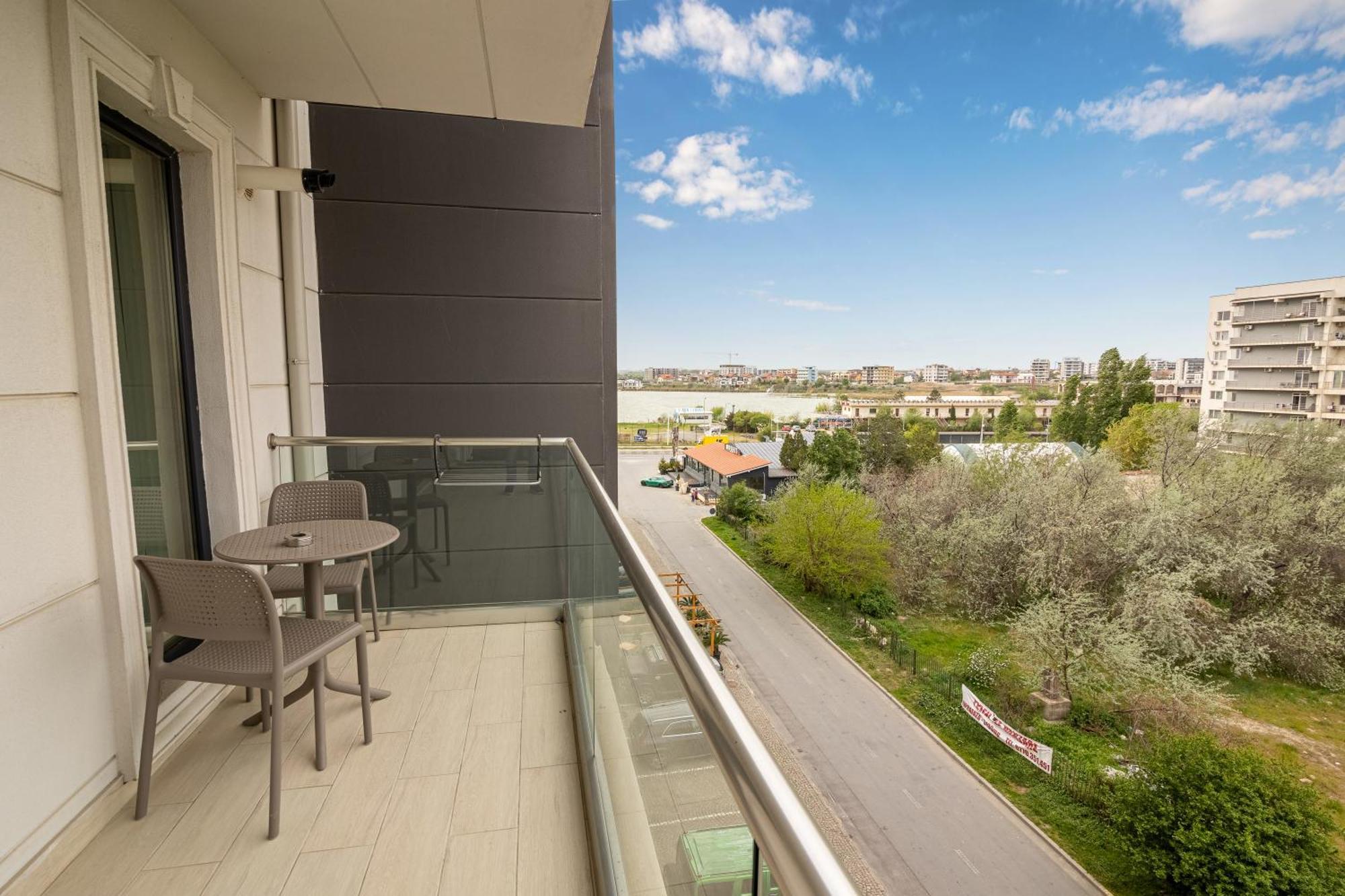 Miramare Residence Aparthotel Năvodari 외부 사진